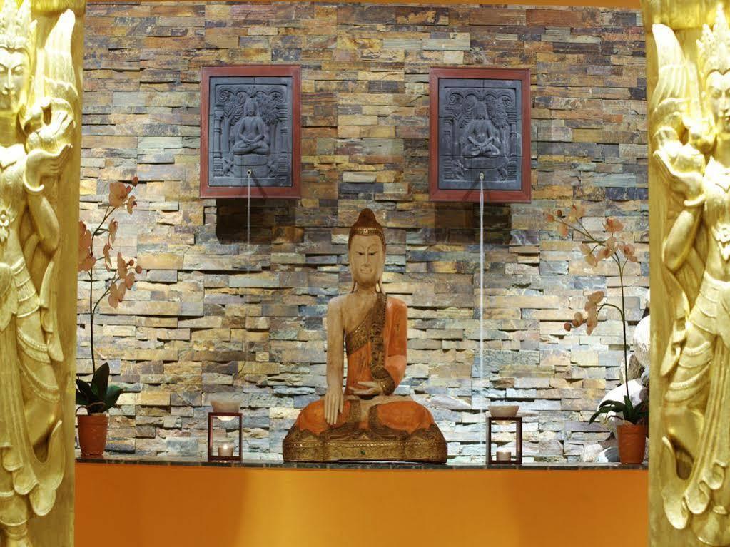 Grand Hotel Binz Ngoại thất bức ảnh The Buddha