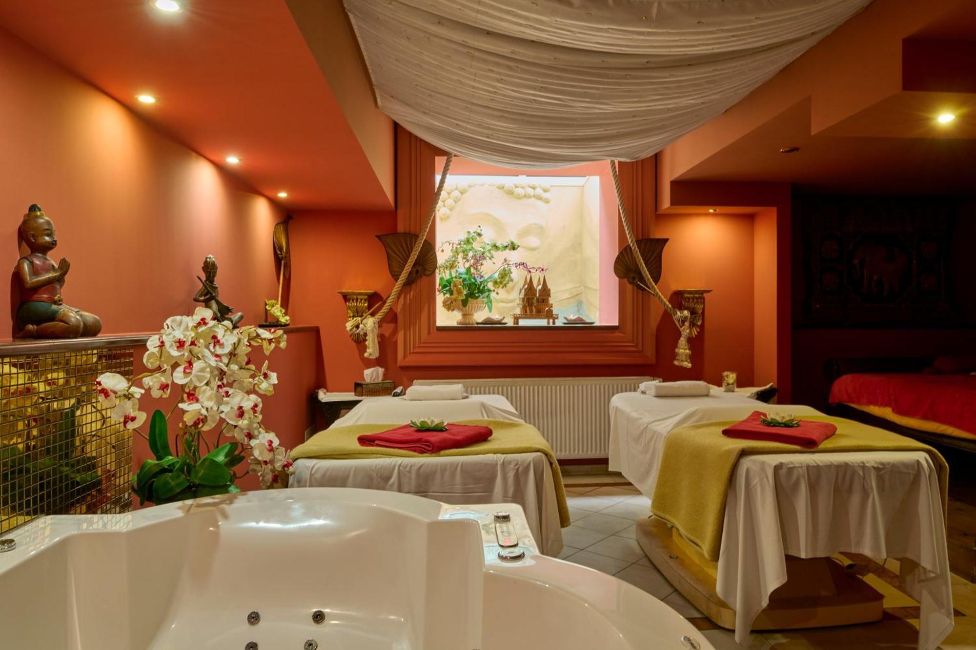 Grand Hotel Binz Ngoại thất bức ảnh A spa in Prague, Czech Republic